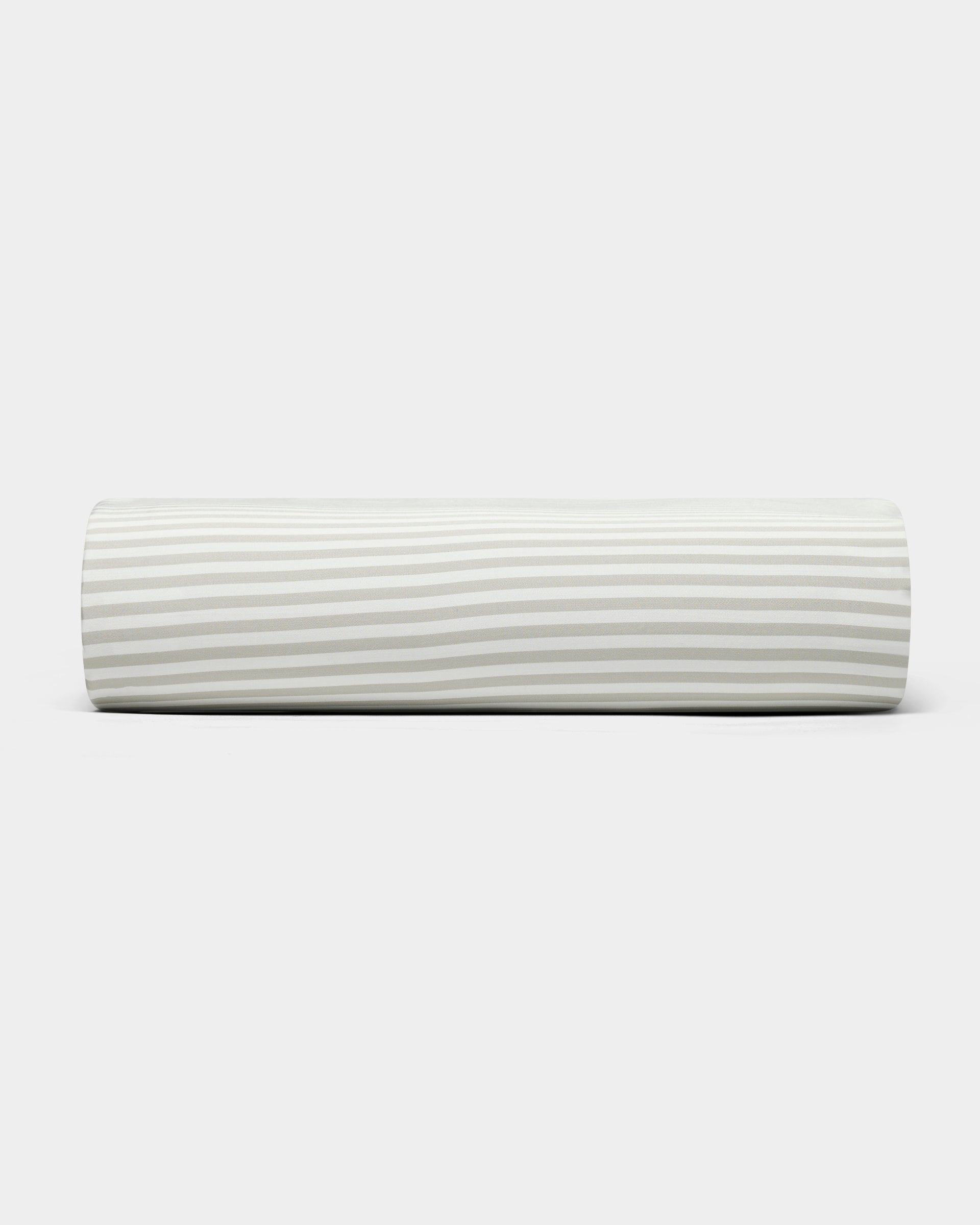 The Cozy Earth Bamboo Sheet Set is shown against a plain white background.