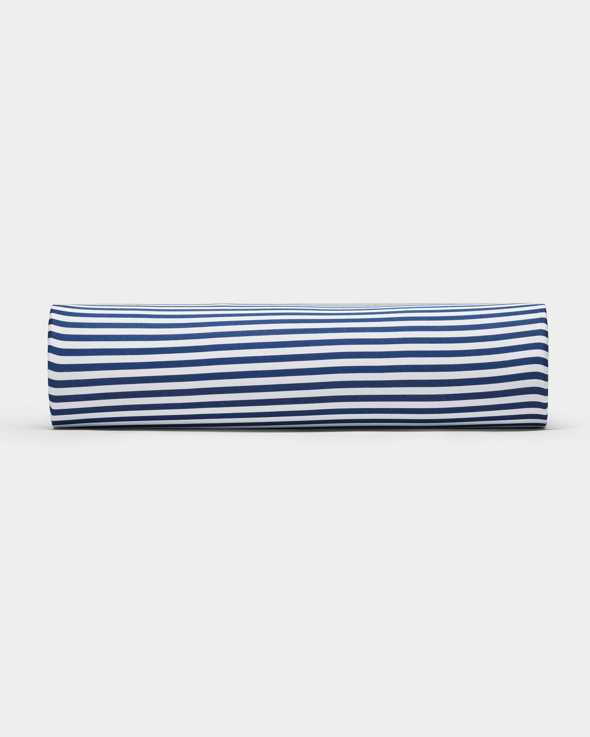 The Cozy Earth Bamboo Sheet Set is displayed against a plain white background.